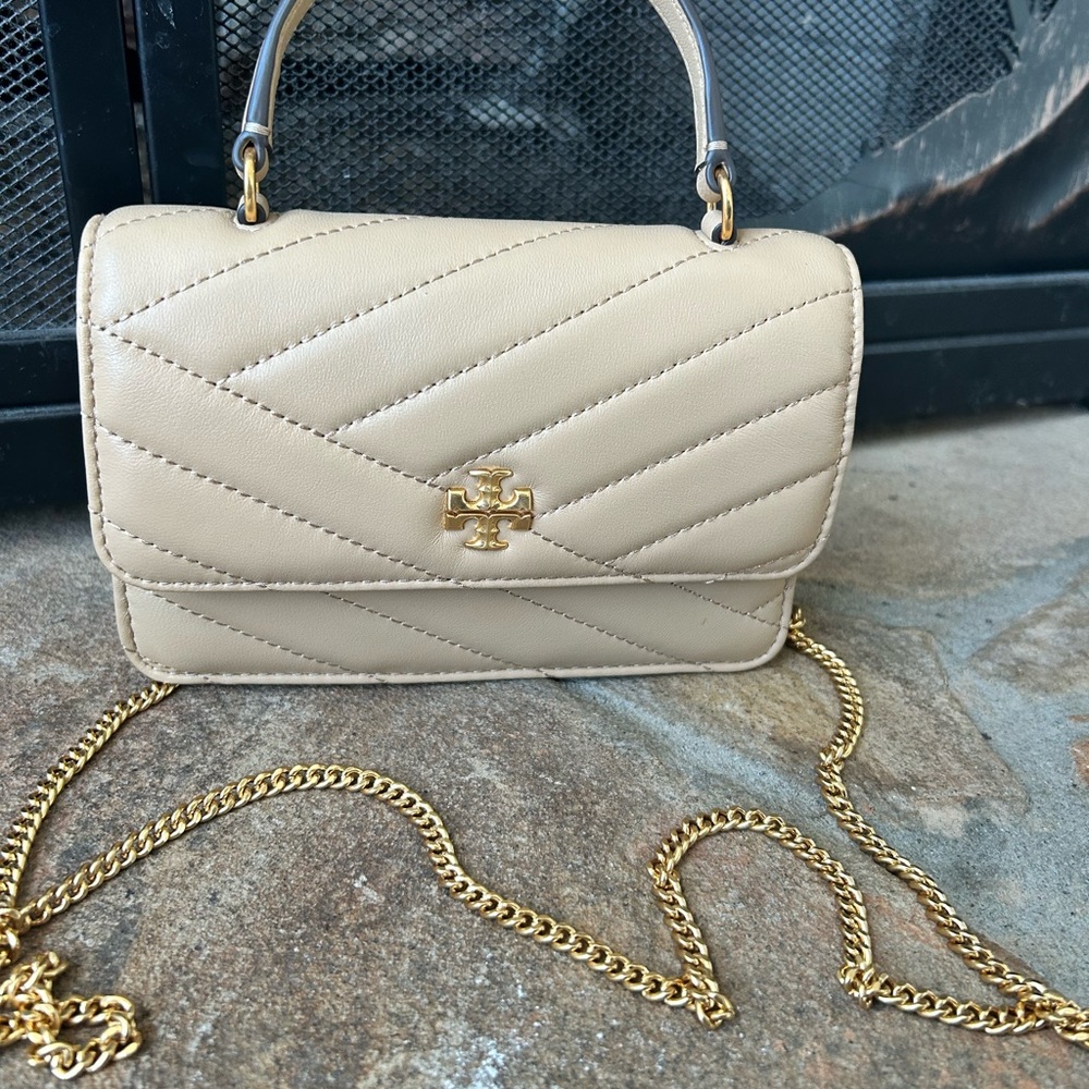 Tory Burch Kira Chevron Mini Top Handle Chain Wallet Desert Dune